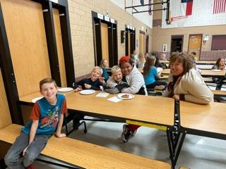 Mrs. Peery with students from Mrs. Bennion's